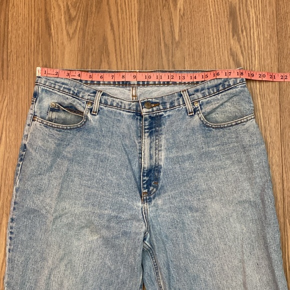 BCC  Jeans Blue Men’s Size 36 X 32  Straight Leg Relaxed Denim Wash 31” Inseam - Picture 3 of 12